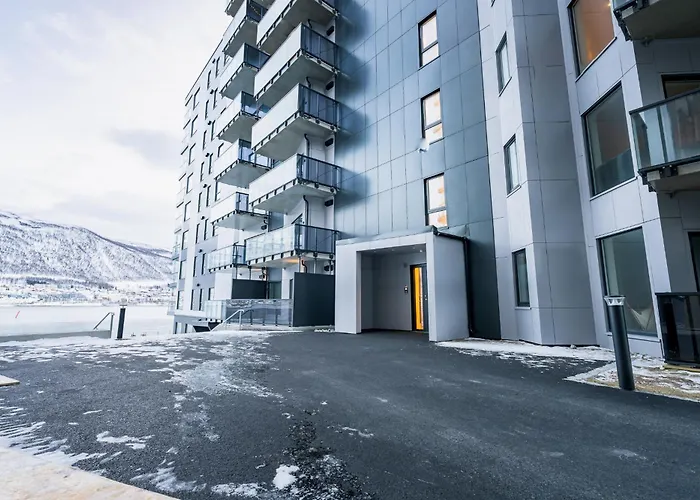 Northern Light - Nyholmen Luxury Penthouse A * Тромсё